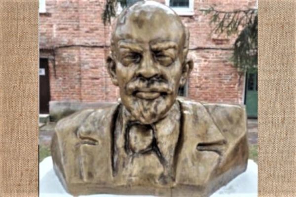 Старейший в Тульской области бюст Ленина не получил статуса ОКН
