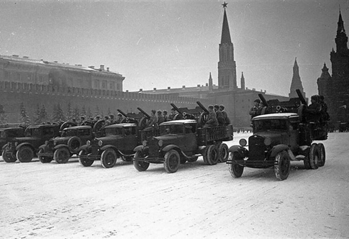 Взладимир Лебедев: О значение боев под Мценском в Тульской оборонительной операции