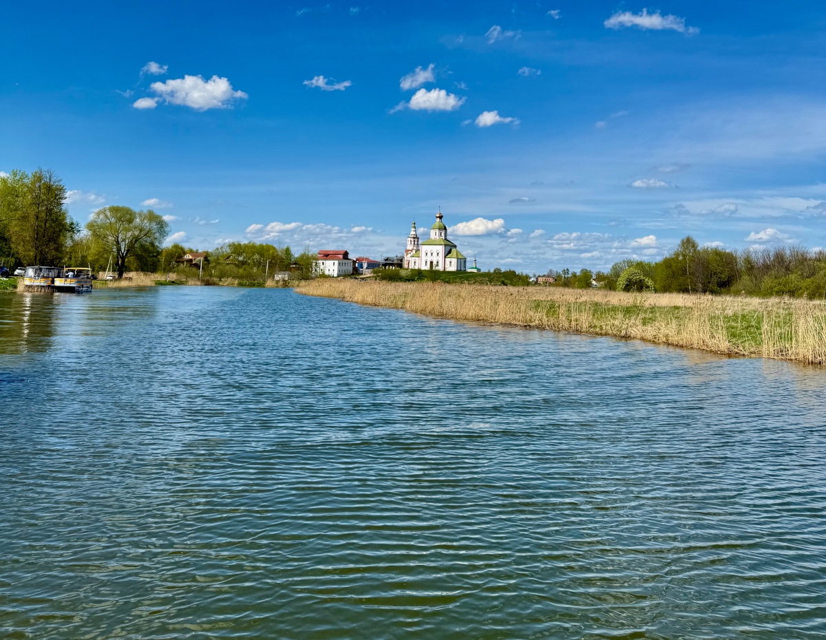 Река Каменка в Суздале