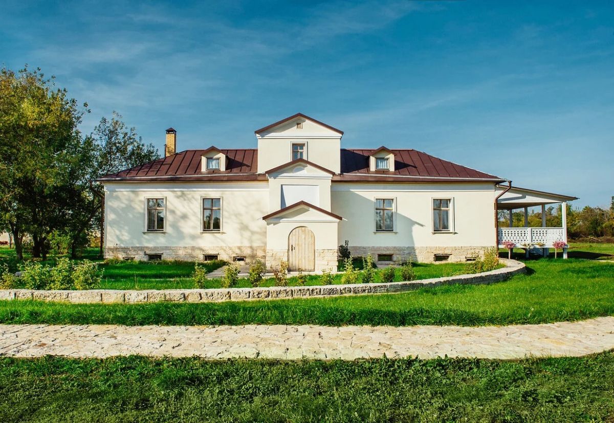 Усадьба Скорняково-Архангельское