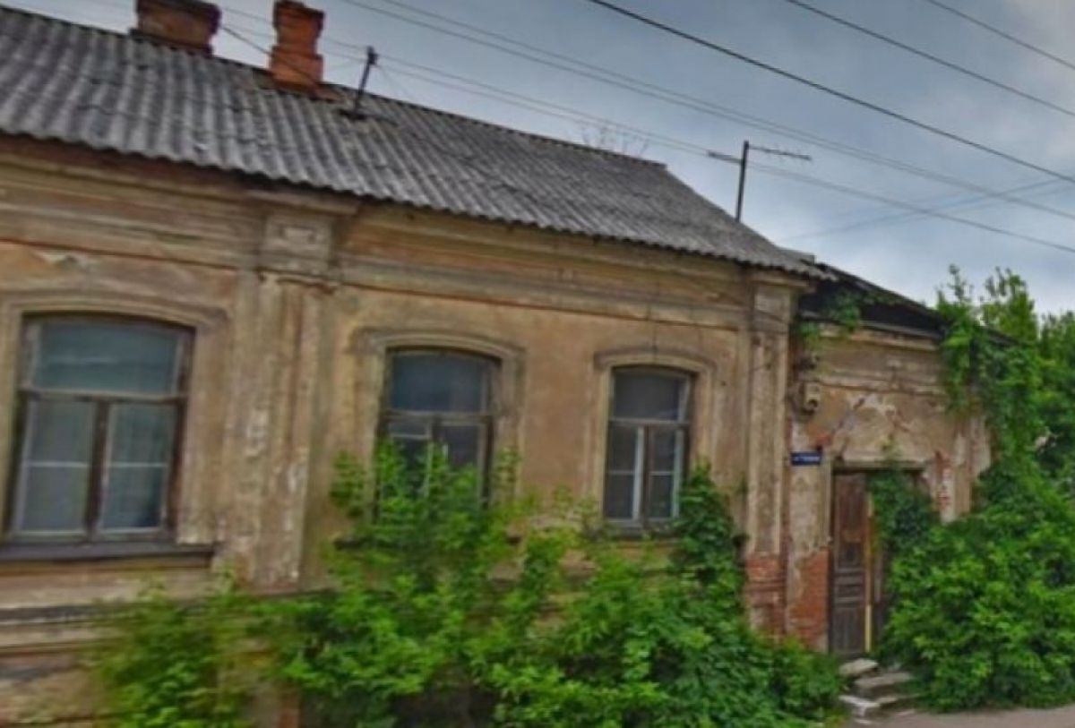 В Орле променяли историю на парковку: Дом купчихи Толстопятовой