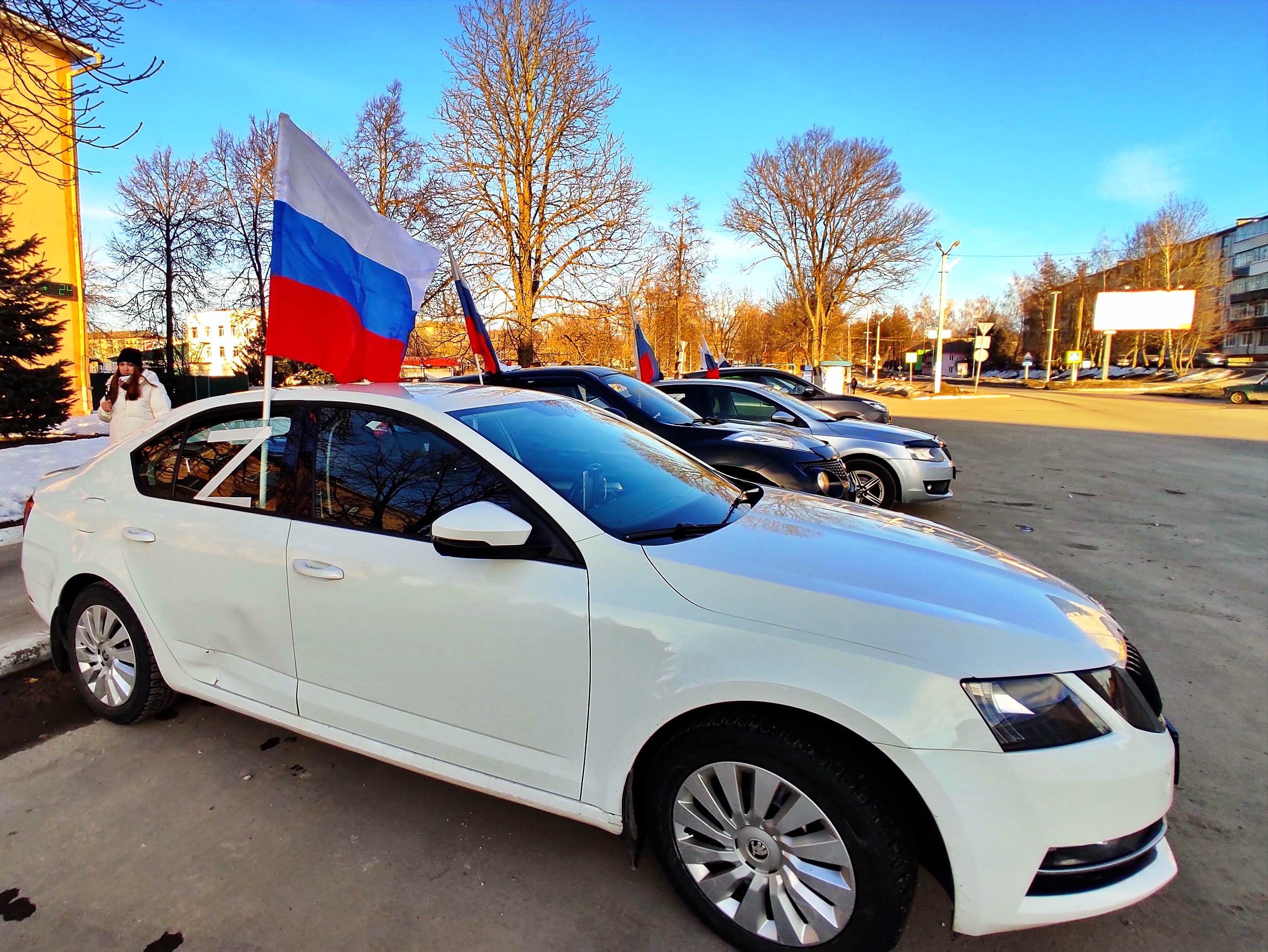 Автопробег в поддержку армии России прошел в Суворовском районе - Тульские  новости. Новости Тулы и Тульской области, сегодня и сейчас