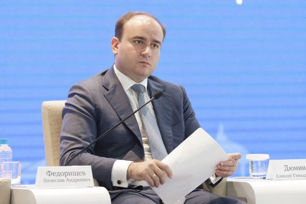 Вячеславу Федорищеву передадут губернаторские полномочия по ряду отчетов и докладов