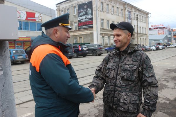 Спасатель из Суворовского района отправился добровольцем на специальную военную операцию