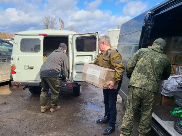 В Запорожье российским военнослужащим передали посылки из Тульской области