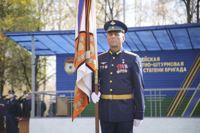 Комдиву тульских десантников Владимиру Селиверстову присвоено звание генерала