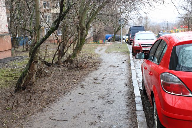 В Туле во 2-м проезде Металлургов вместо тропинки может появиться тротуар