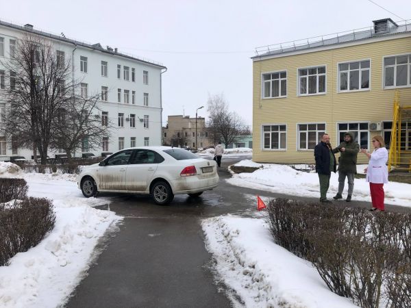 В Туле рядом с больницей на улице Дмитрия Ульянова сбили пешехода