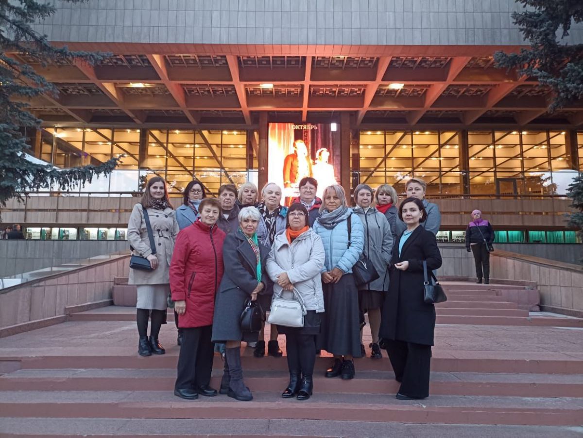 Виктор Дзюба продолжает проект «Театральный вечер»