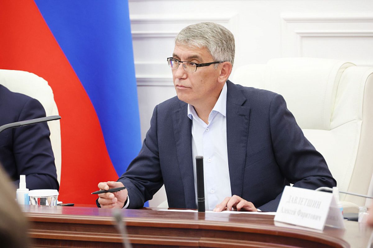 Выборы без драмы, дети отдохнули, трубы почти в порядке: О чем говорили в белом доме 15 сентября?