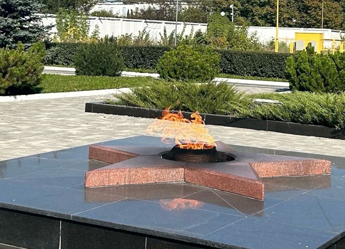 Тула непокоренная: Подвиг, память и вечный огонь