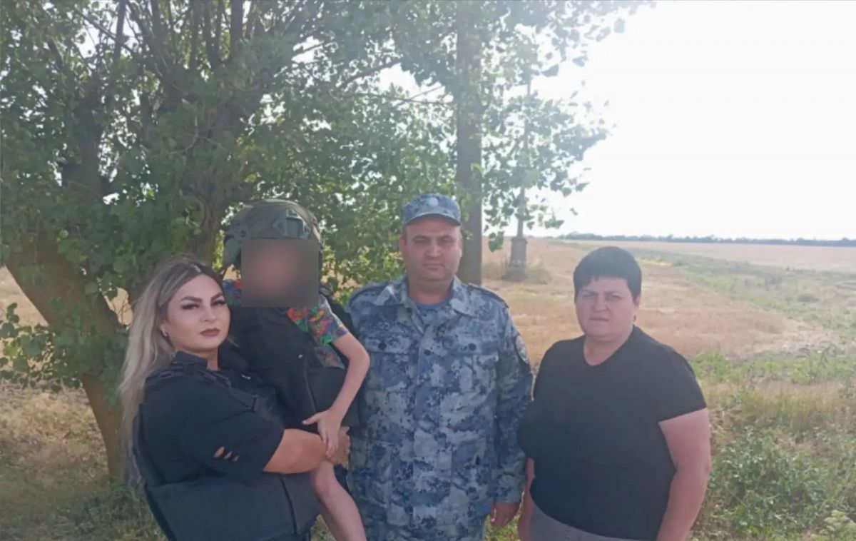 «Мамочка, где тетя Надя? Поехали!»: история волонтера, эвакуировавшего семью из зоны боевых действий