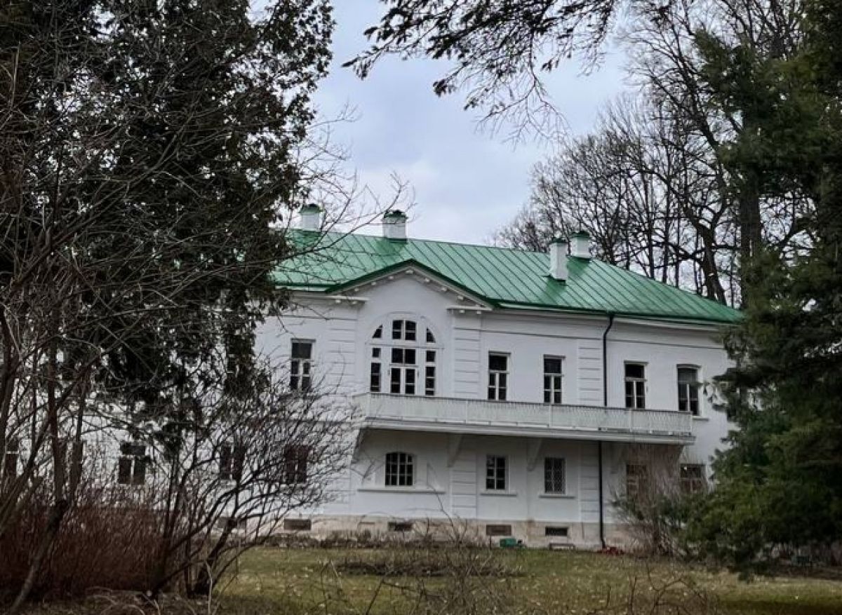 «Флигель Кузминских» в Ясной Поляне закроют на реставрацию с 10 августа