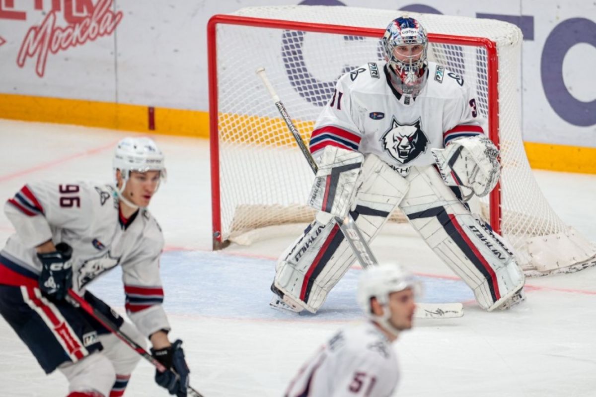 Вратарь «Нефтехимика» Ярослав Озолин установил новый клубный рекорд