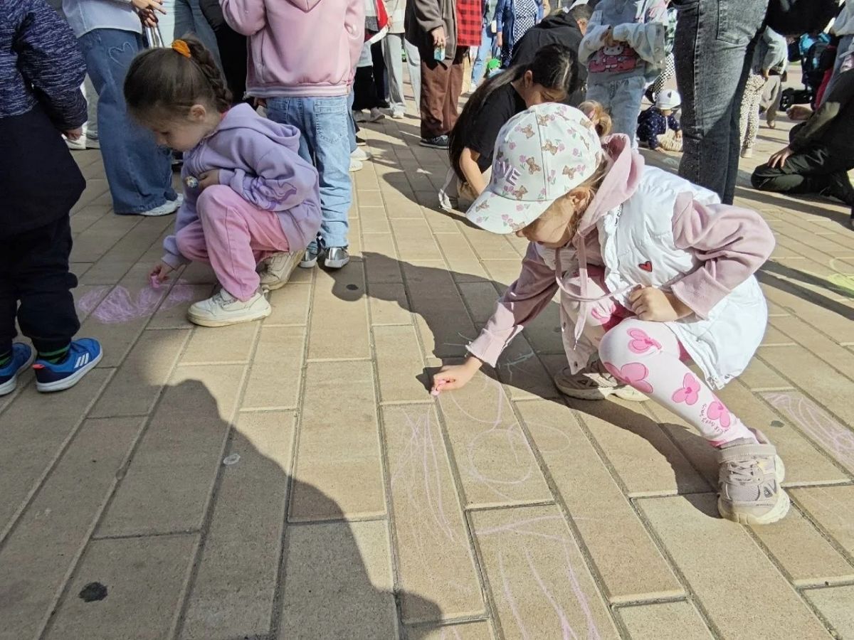 В муниципальных образованиях Тульской области продолжается реализация социально значимого проекта «Лето во дворах»