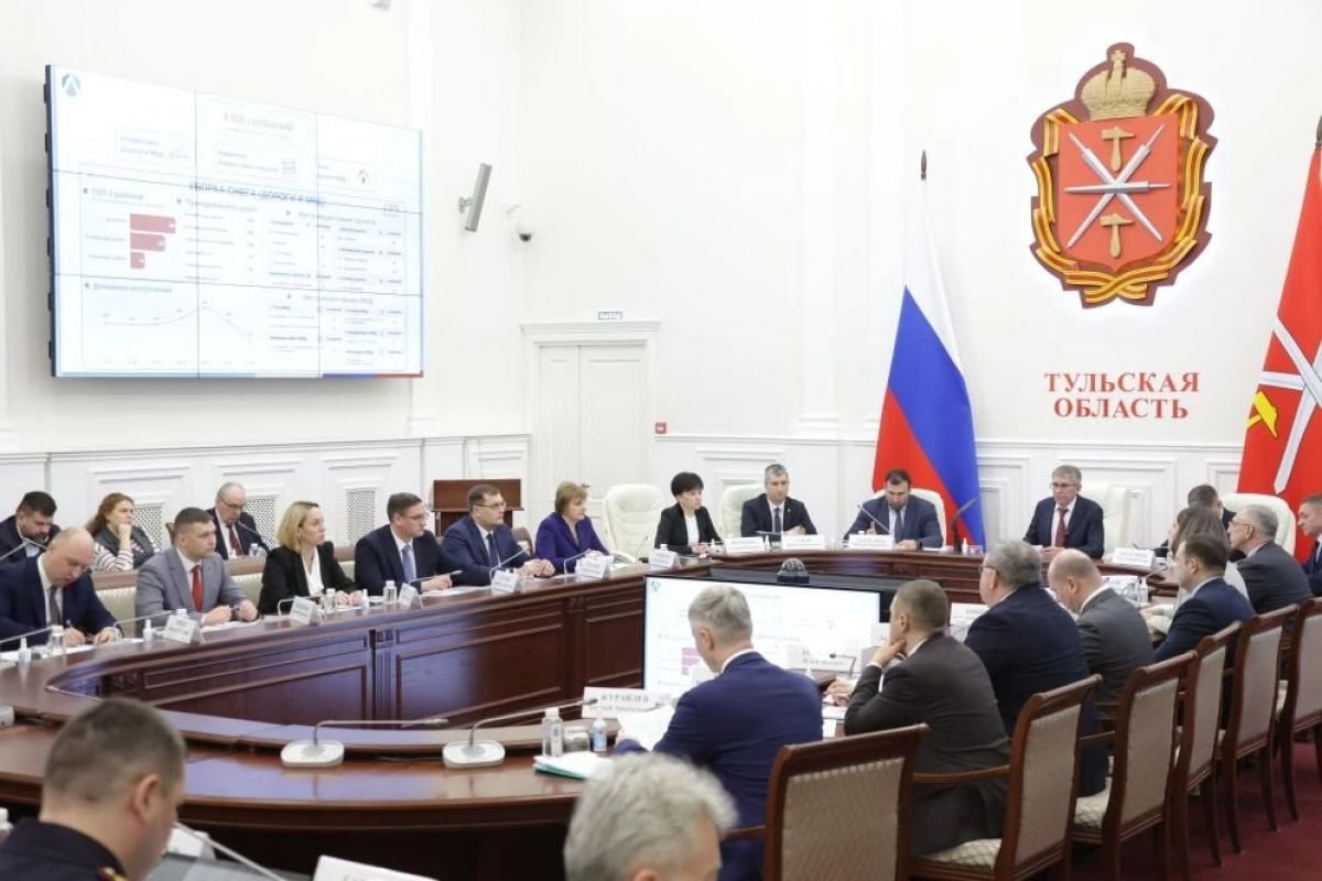 Погода была прекрасная, губернатор был... Оперативное совещание 10 марта