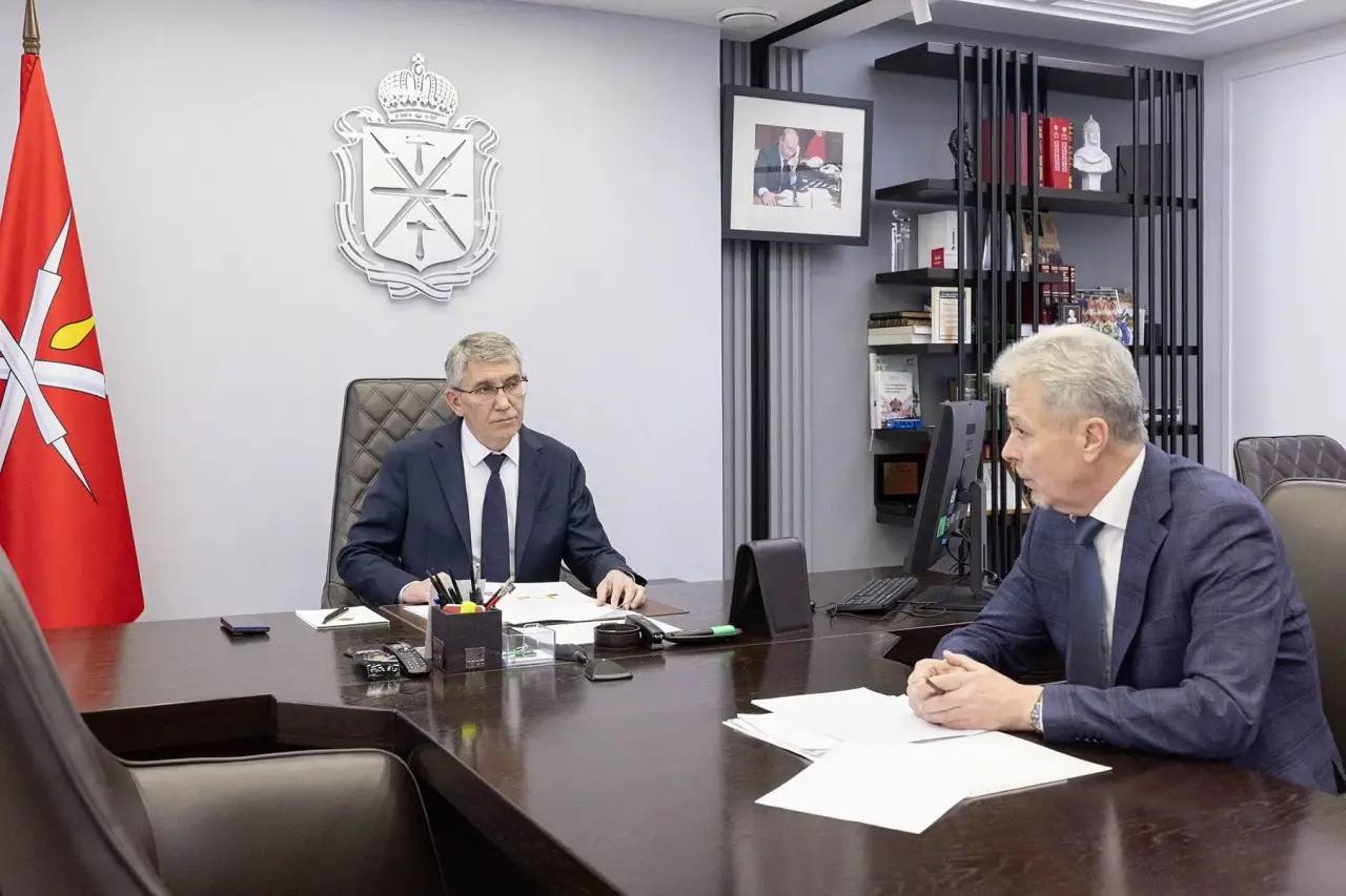 Дмитрий Миляев провел встречу с руководителем Счетной палаты Владимиром Юдиным