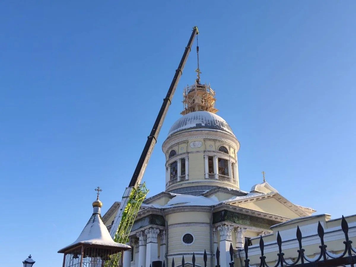 Год назад БПЛА попал в купол Никольского собора в Епифани