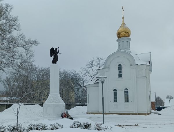 В одном из городов Владимирской области установили памятник небесному покровителю воинов