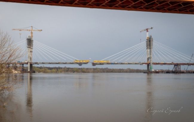 Строительство моста через оку