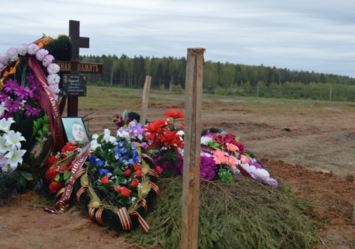 Во Владимирской области больше года не могут достроить новое кладбище