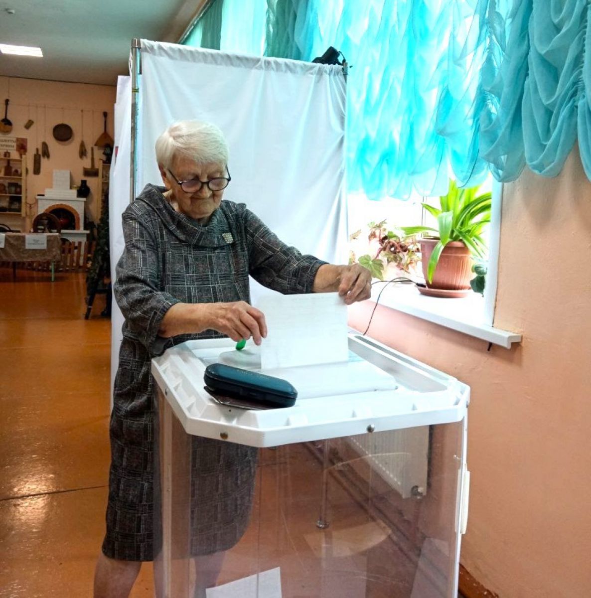 a3c2bfe8-d5a2-4dd4-b569-20a807b552e9