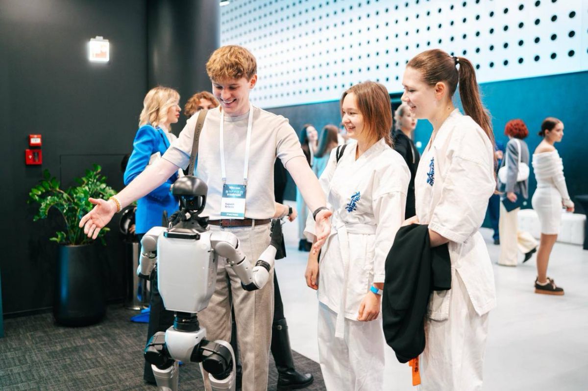 e00f1c2b-586c-45e4-8874-b4d39deb4579