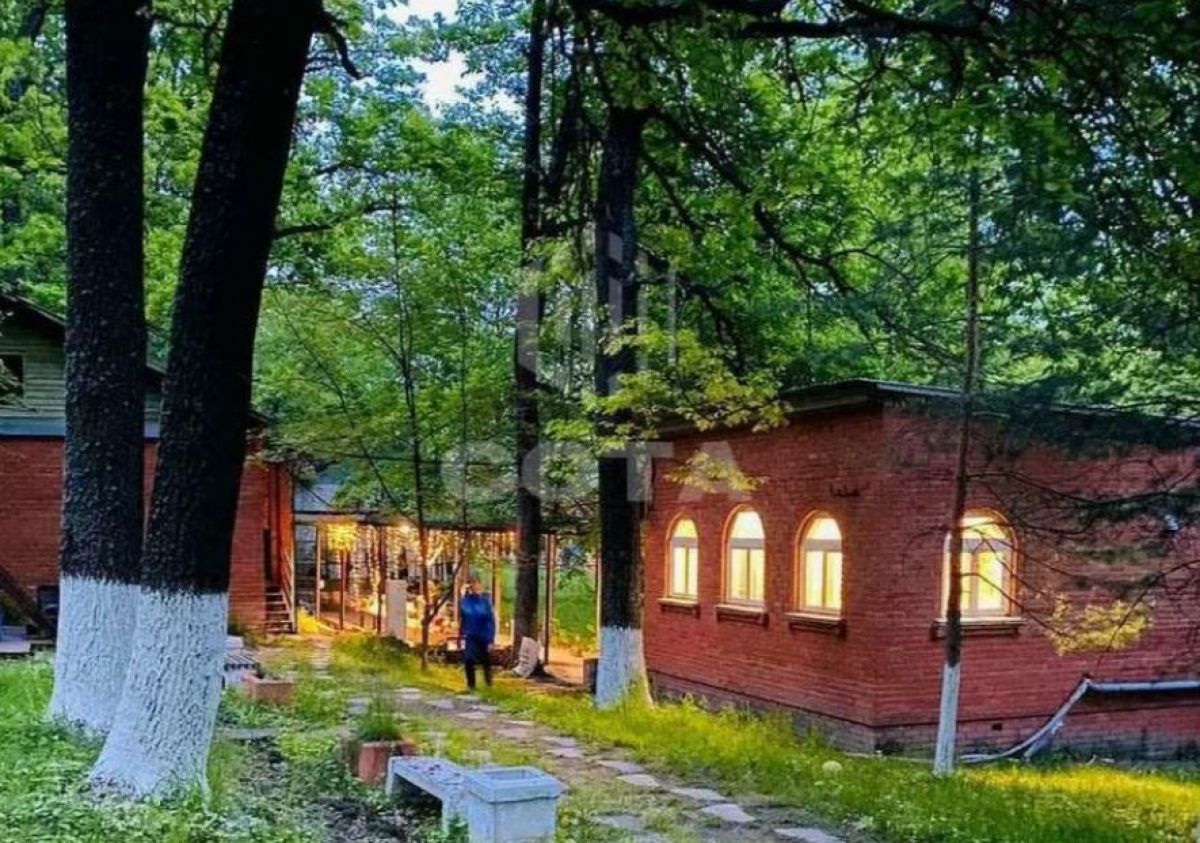 Под Воронежем можно купить базу отдыха по цене трехкомнатной квартиры