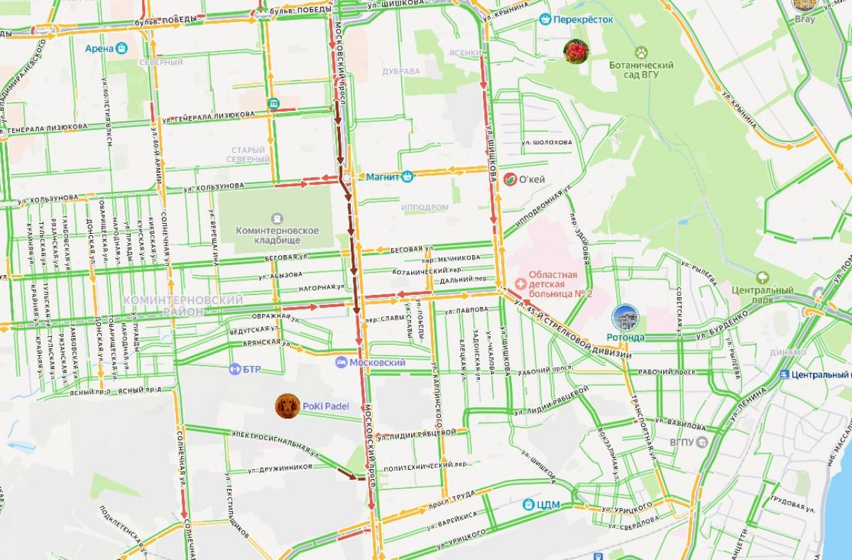 В жуткой пробке на Московском проспекте встречают утро воронежцы