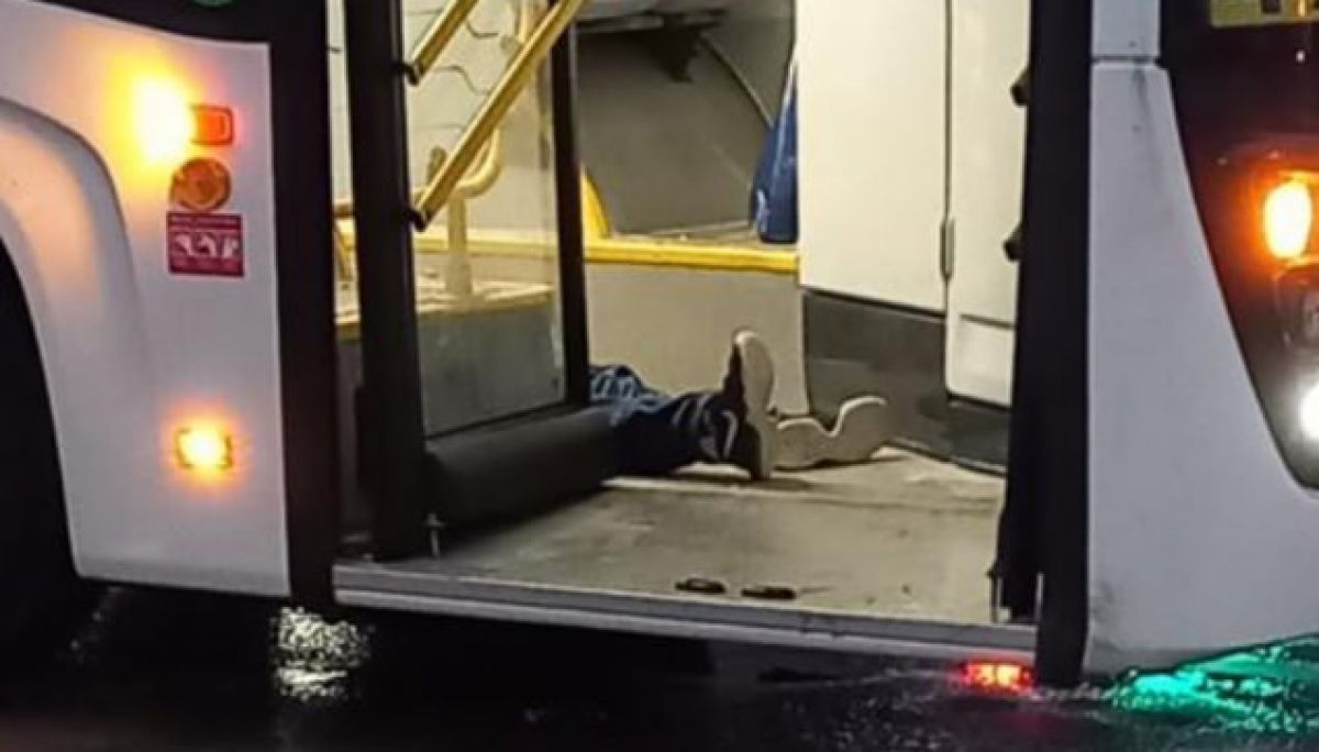 В Воронеже мужчина умер в салоне №49 автобуса на Московском проспекте