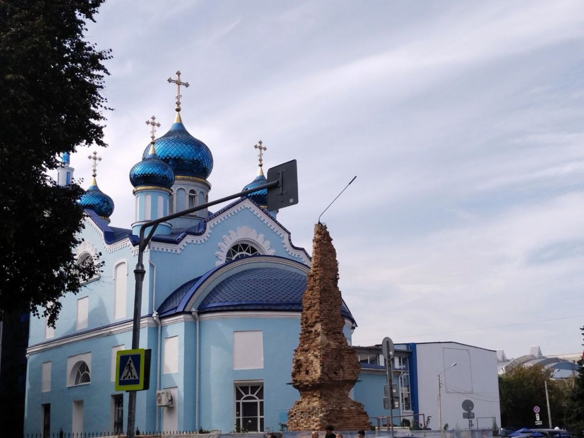 «Честно говоря, выглядит жутковато»: Владимир Чесноков прокомментировал обновление «Заставского пилона»