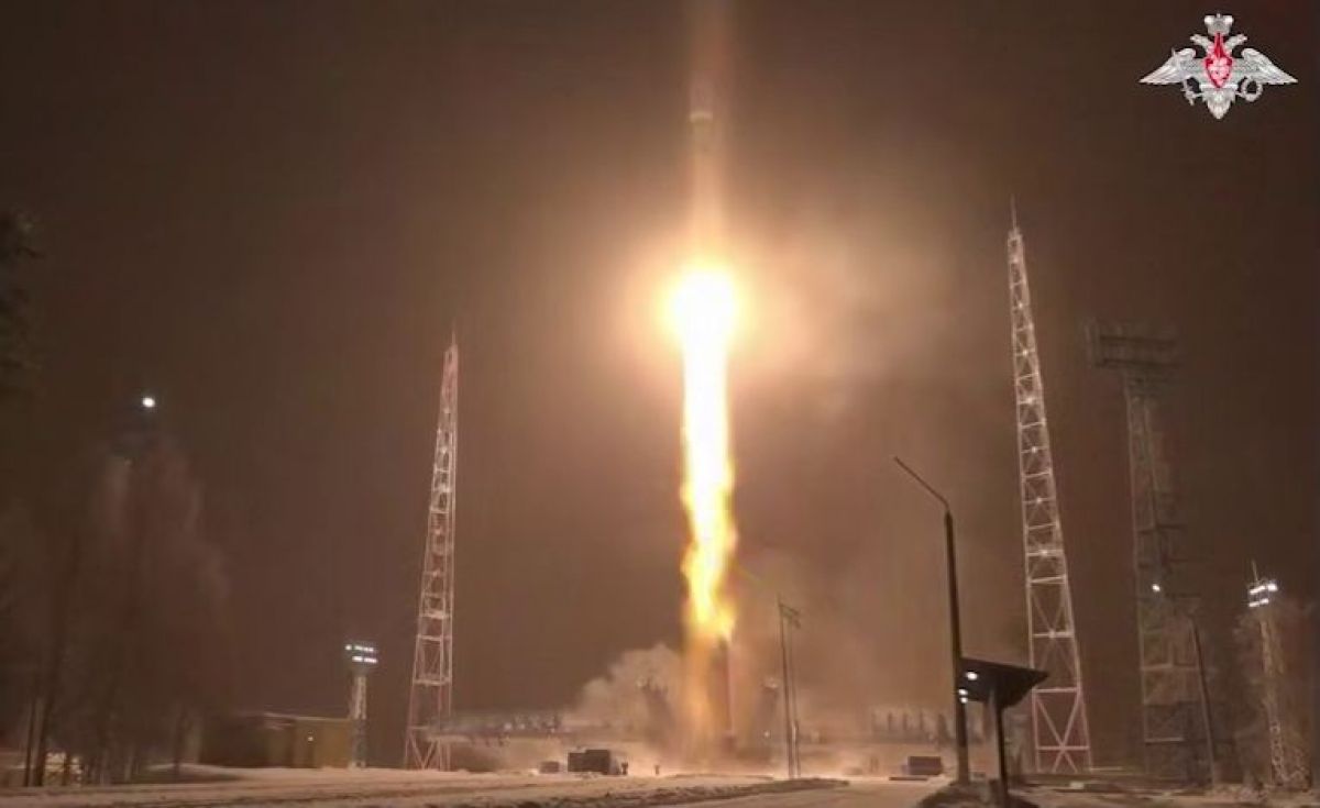 Ракета-носитель «Союз-2.1б» с воронежским двигателем успешно вывела на орбиту 52 спутника