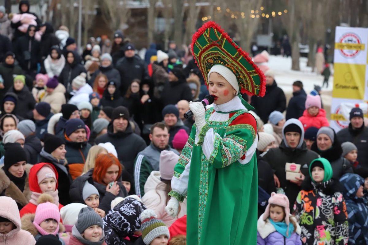 Ярмарка и народные гуляния: как проводили зиму в воронежском парке «Дельфин»