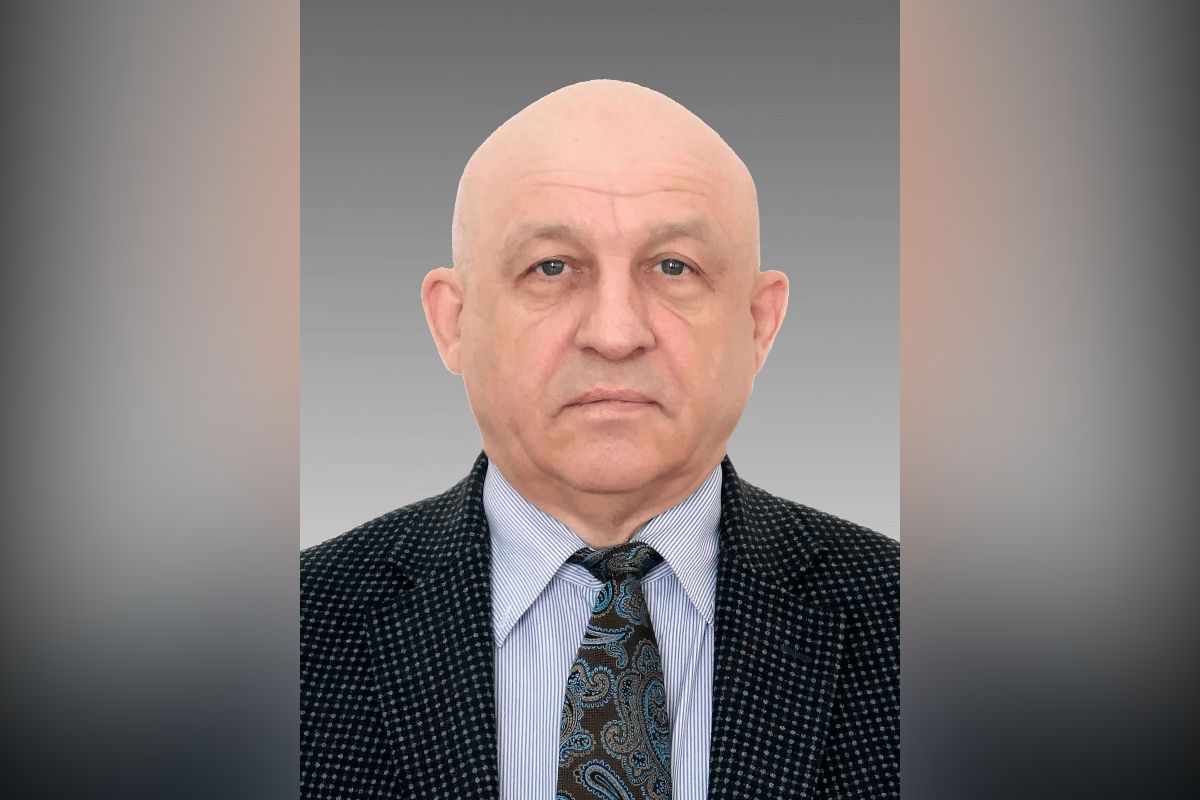 Анатолия Балбекова вновь избрали главой Бобровского района
