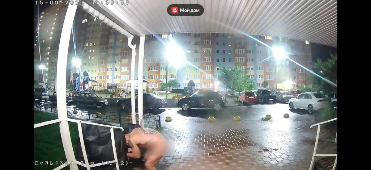 Голый воронежец устроил странный ночной квест в доме на Сельской