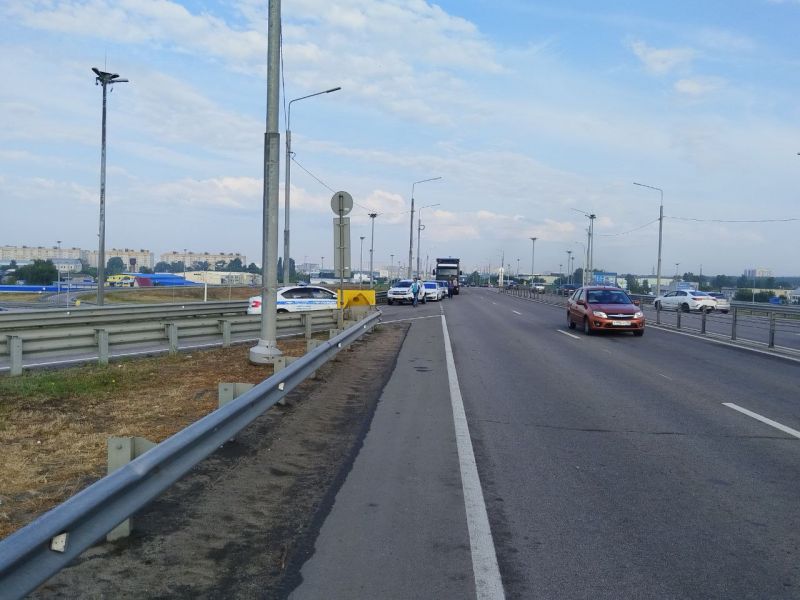 Дожди и до +30 градусов: воронежцам рассказали о погоде на трассе М-4