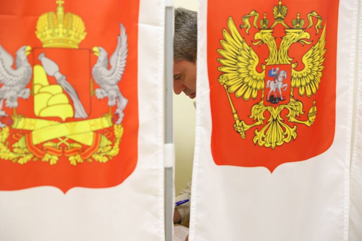 Явка по Воронежу стремится вниз, зато избирком представил новую парламентскую партию: как распределят мандаты?