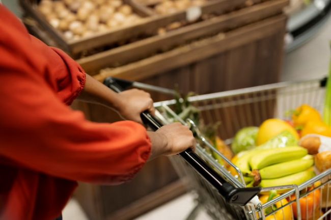 В Брянской области продуктовая корзина подорожала до 5359 рублей