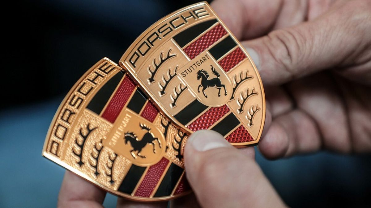 Сайт компании Porsche