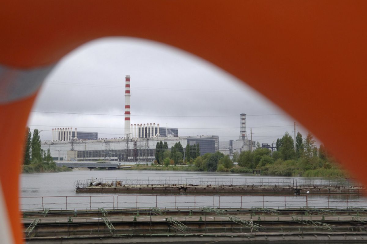 https://ru.wikipedia.org/wiki/Курская_АЭС#/media/Файл:RIAN_archive_341199_Kursk_Nuclear_Power_Plant.jpg