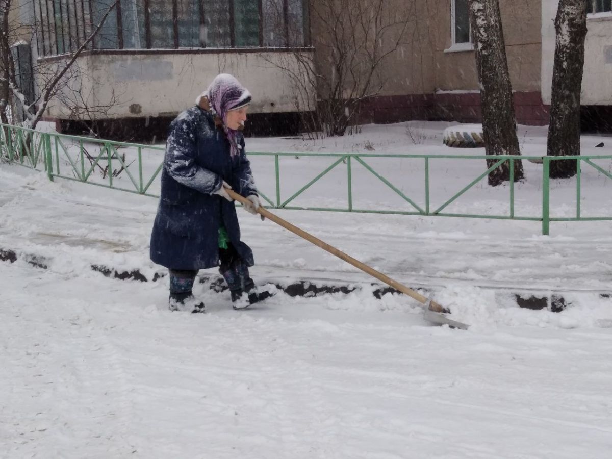 Сэкономленные на уборке снега миллионы потратят на асфальт в Липецке