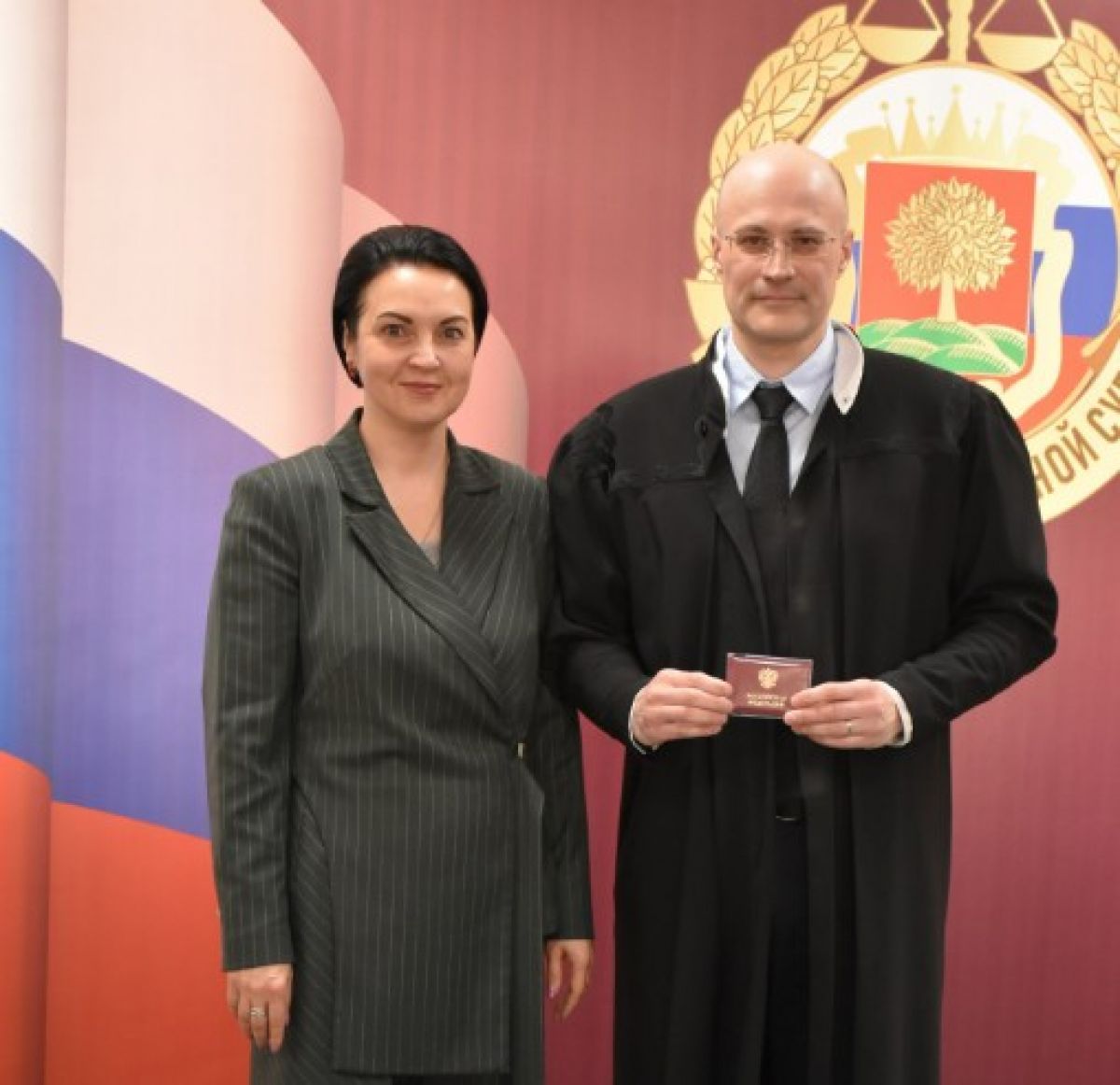 Двое липецких судей получили удостоверения, подписанные Владимиром Путиным