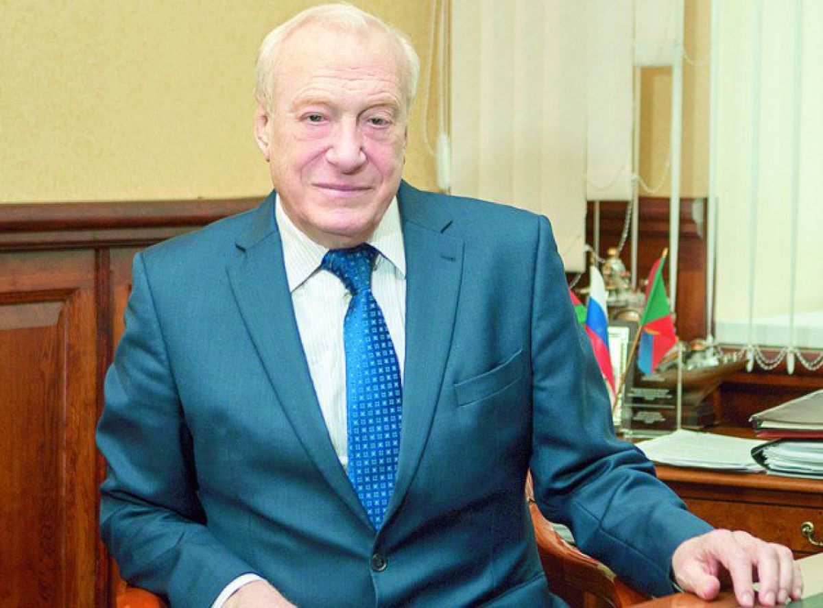 69-летний Владимир Рощупкин единогласно избран главой Грязинского округа Липецкой области