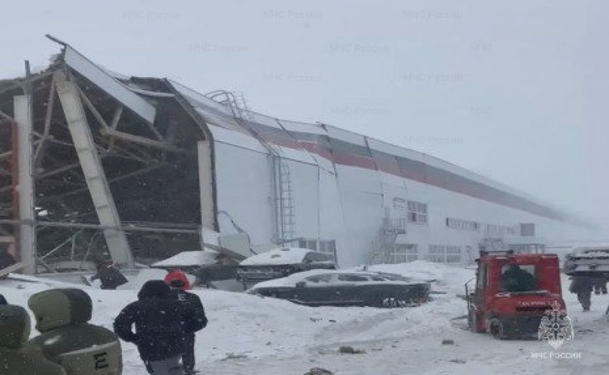 Спасатели вытащили из-под завалов пятерых сварщиков на липецком автозаводе Evolute: экстренные работы продолжаются