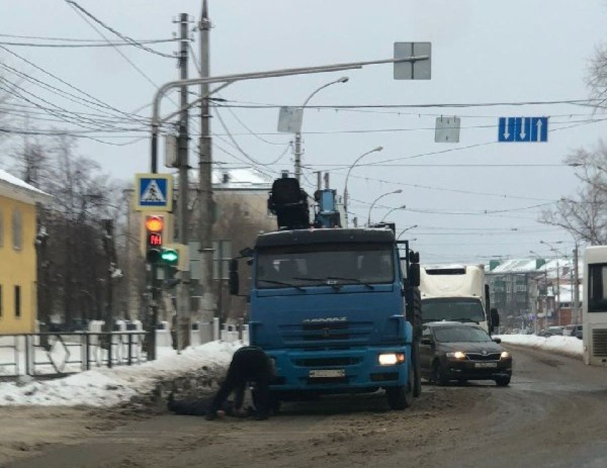 Показать пешеходов на улице. Авария 8 февраля липецк лтз. Происшествие в липецкой области. Дип в липецкой области. Чп 48 новости и происшествия.