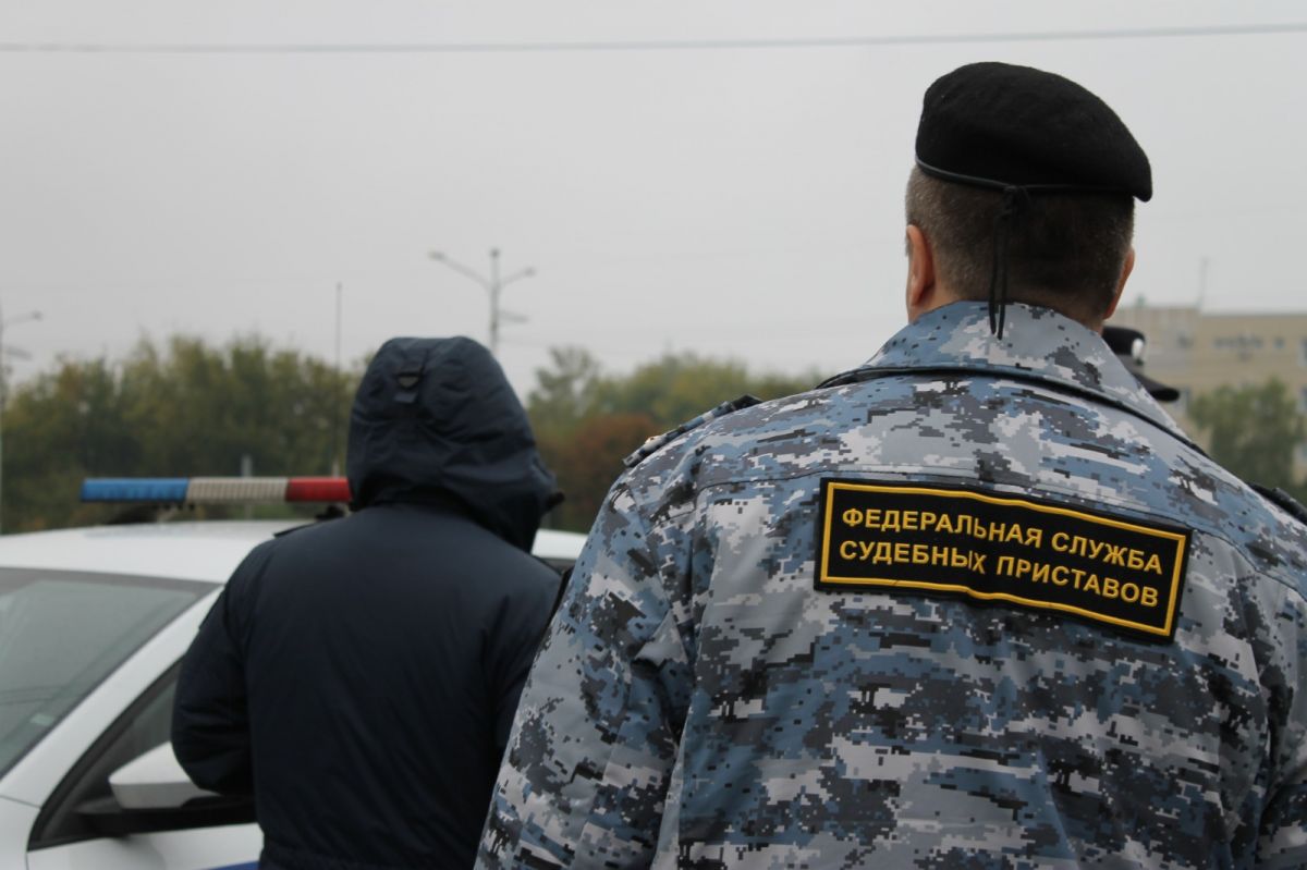 Автомобиль злостного неплательщика алиментов и штрафов за нарушение ПДД из Липецкой области арестовали за долги