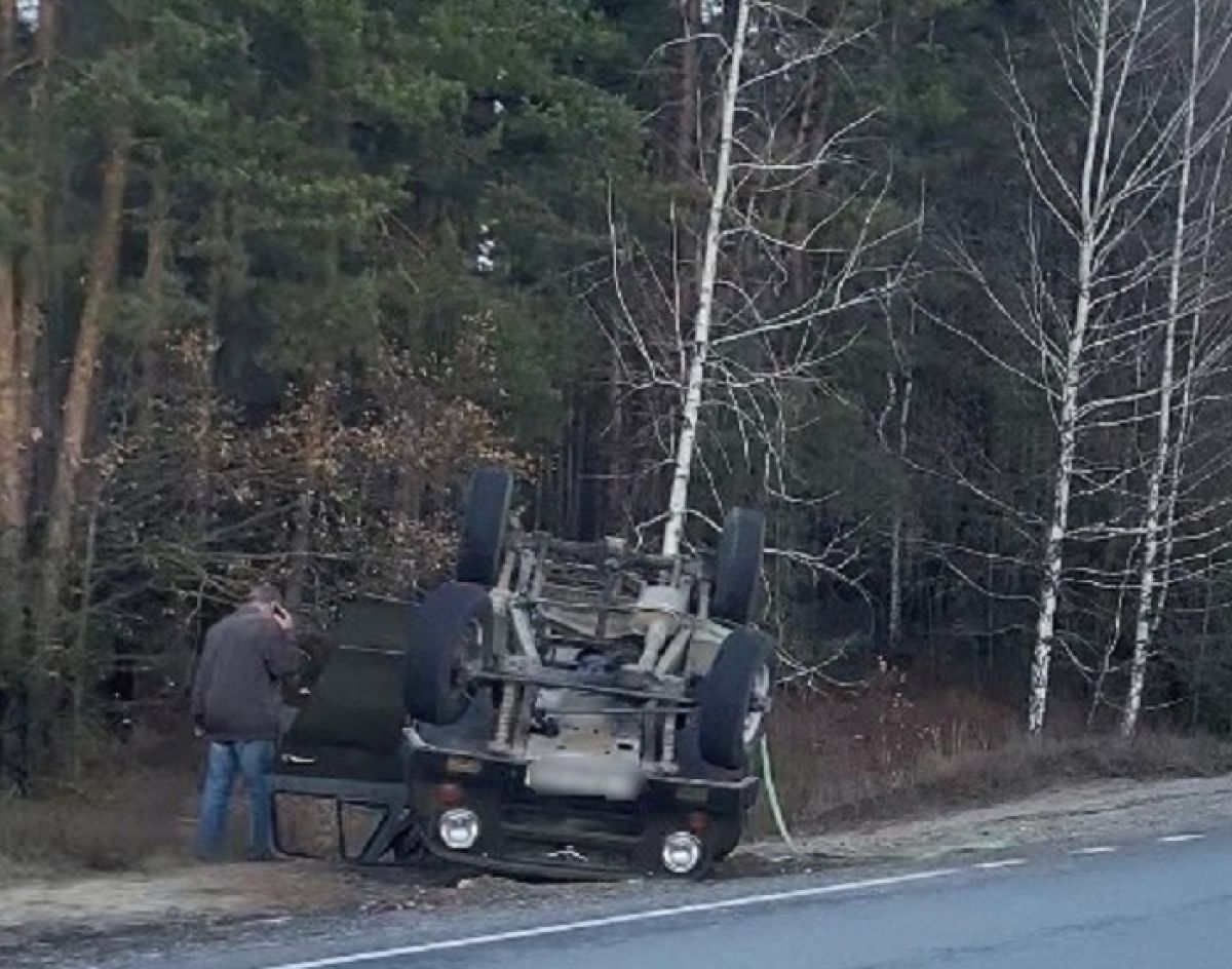 Авария с перевернувшимся УАЗом в Рязани попала на видео