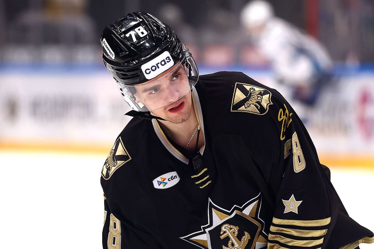 «СЭ»: Московский «Спартак» выменял лидера «Адмирала» Даниила Гутика