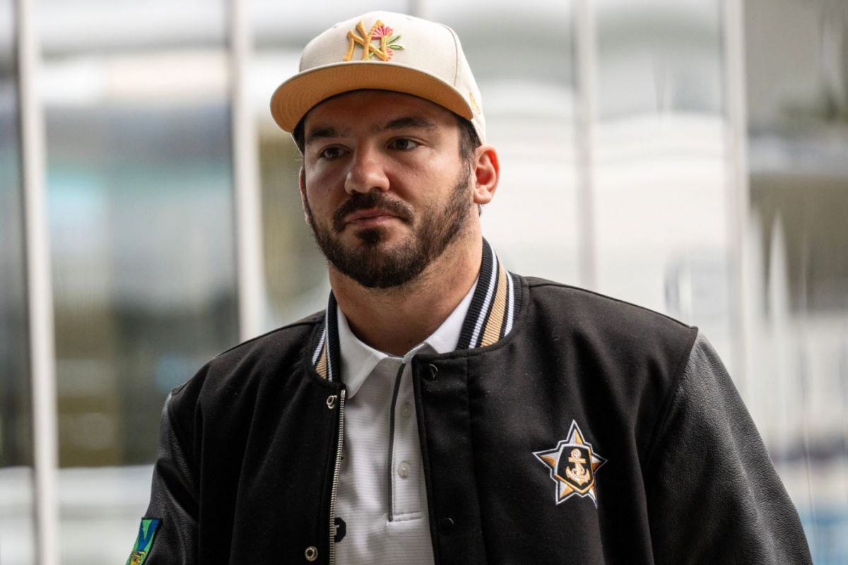 СКА обменял защитника Коледова из «Адмирала»