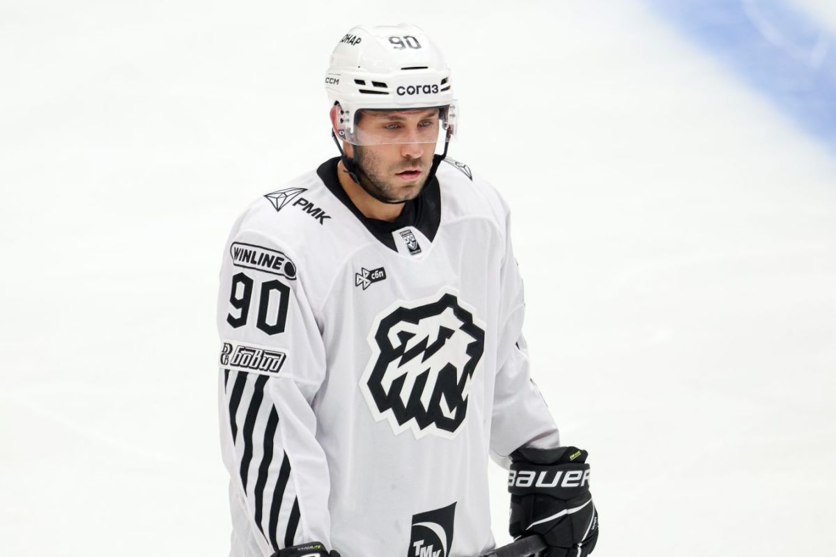 «Трактор» вышел на матч с «Адмиралом» без Джоша Ливо и с голкипером дебютантом